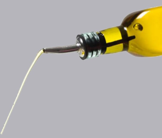 Factory Wholesale 304 Stainless Steel Oil Pourer Spout with Cork Stopper for 38mm bottle