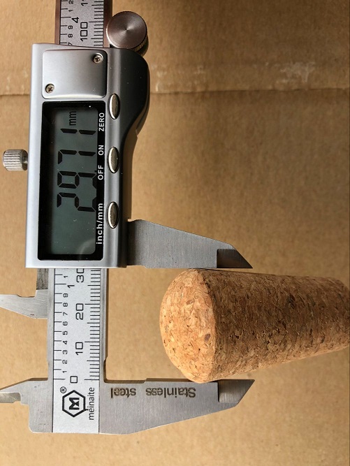 Factory Wholesale Price Cork Bottle Pourer and Stopper