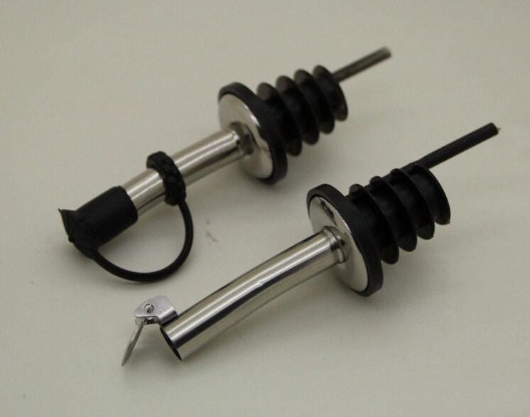 Hot Wholesale Stainless Steel Pourrer/Wine Pourer for for Ceramic/Olive Oil bottle