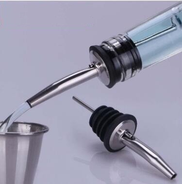 New Stainless Steel Liquid Pourer for Olive Oil Wine with Stainless Steel Cap, Good Quality and Competitive Price