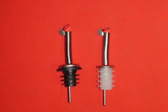 Stainless Steel Oil Bottle Pourer Metal Liquor Pourers, Good Quality and Competitive Price